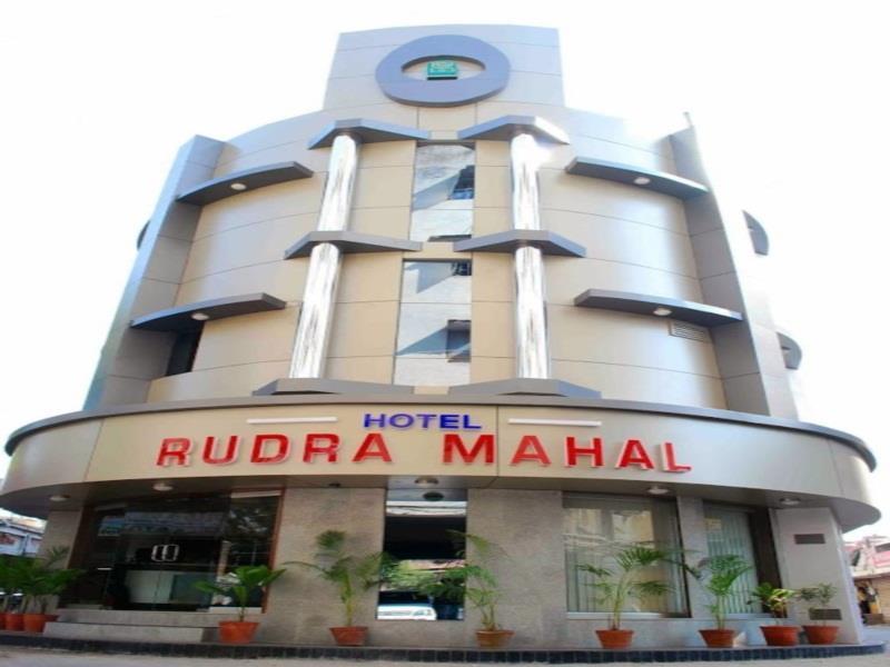 Oyo Flagship 19003 Hotel Rudra Mahal Ahmedabad Bagian luar foto